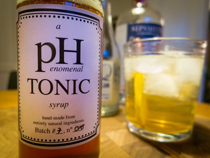 Drinks med pHenomenal Tonic Syrup