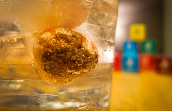 Garniturepose. Photo: Michael Sperling.