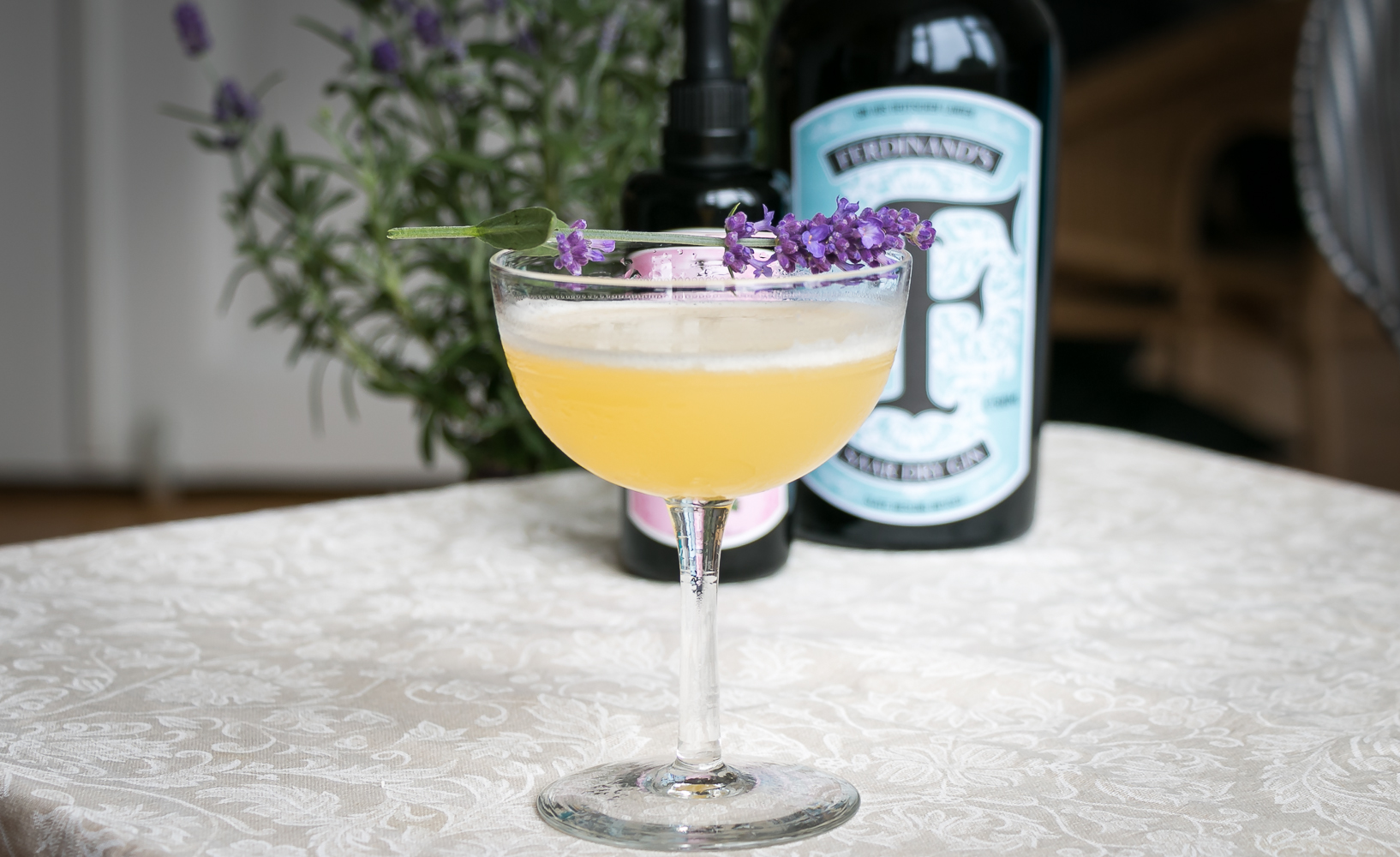 Bee's Knees with Ferdinand's Saar Dry Gin and bitter. Photo by Michael Sperling.