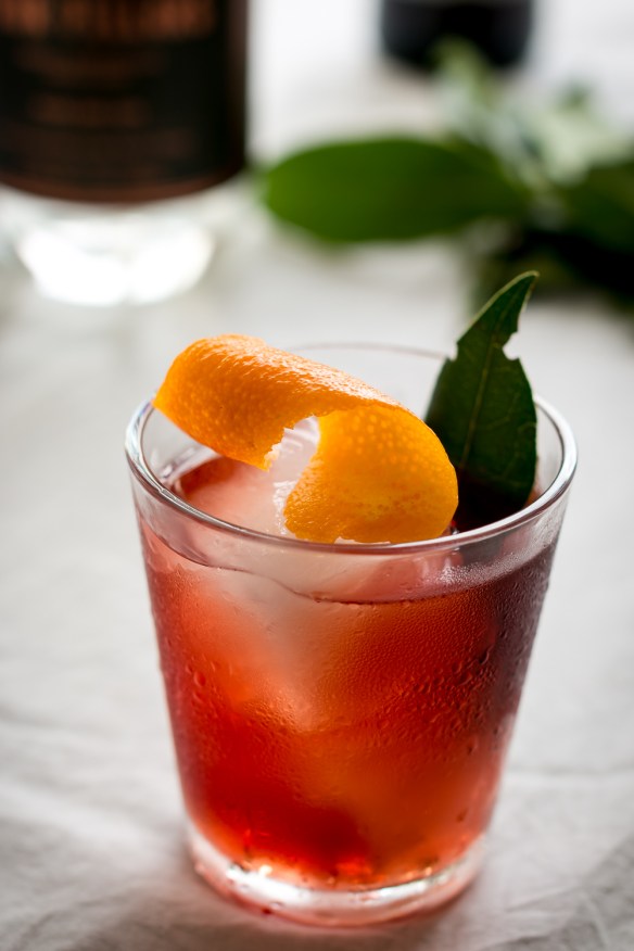 Negroni med Four Pillars Rare Dry Gin, Dolin Rouge og Campari. Photo by Michael Sperling. Negroni med Four Pillars Rare Dry Gin, Dolin Rouge og Campari. Photo by Michael Sperling.