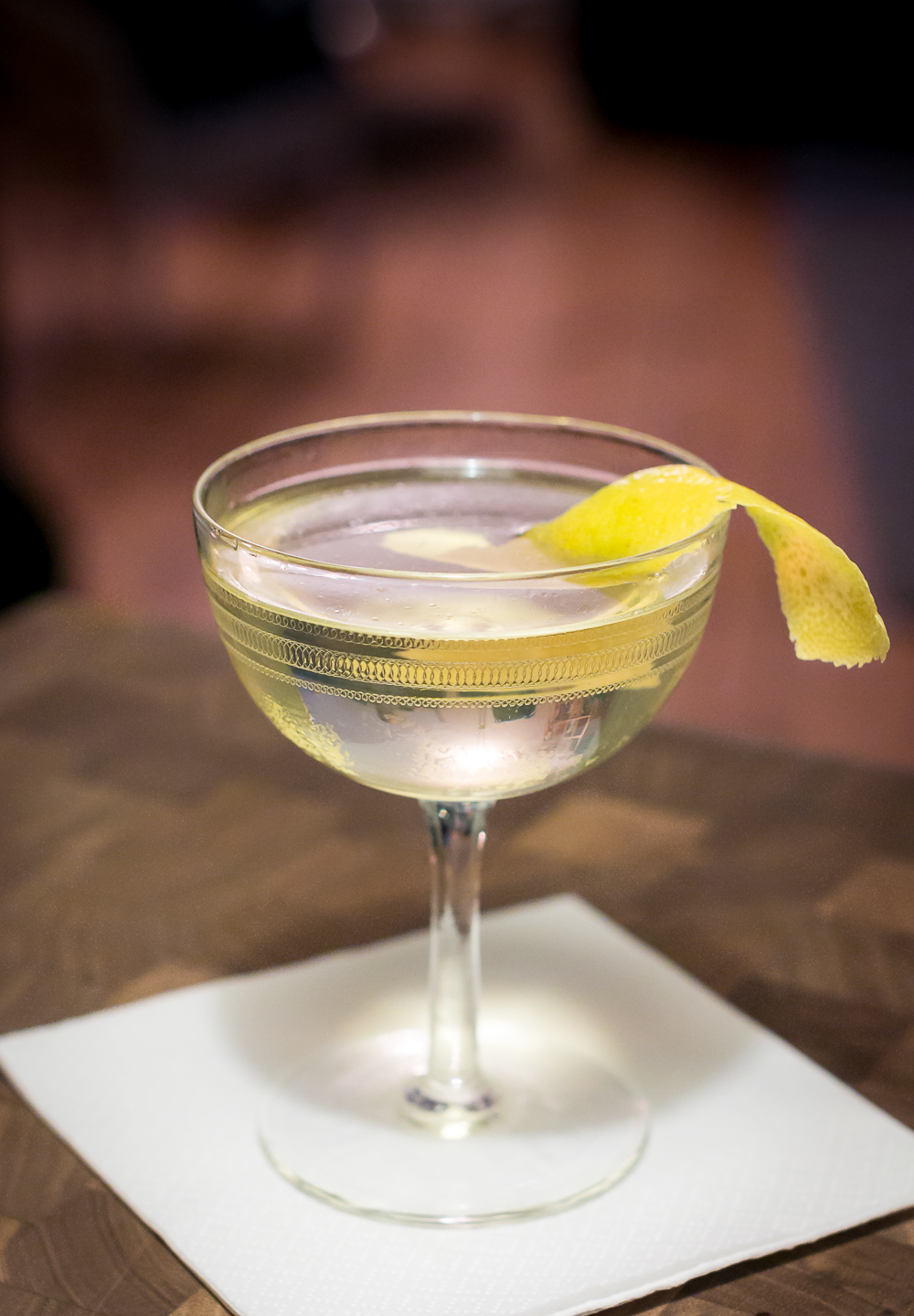 Quince Martini lavet på Ferdinand's Saar Quince Gin. Photo by Michael Sperling.