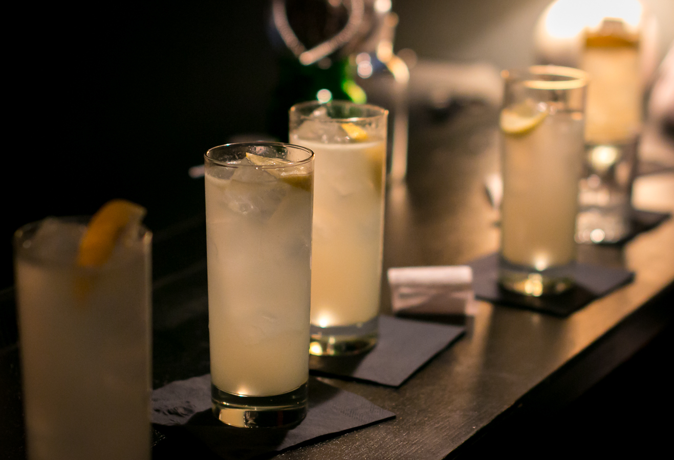 Tom Collins med Tanqueray Old Tom Gin. Photo by Michael Sperling.