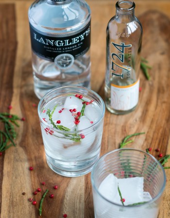 Gin & Tonic med Langley's No. 8 Gin og 1724 Tonic Water. Photo by Michael Sperling.