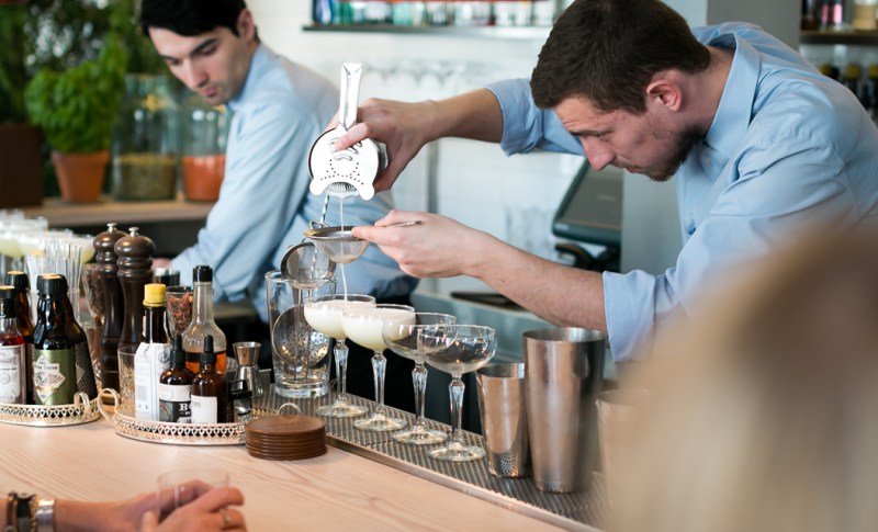 Gin Master Class på restaurant Verandah. Photo by Michael Sperling.