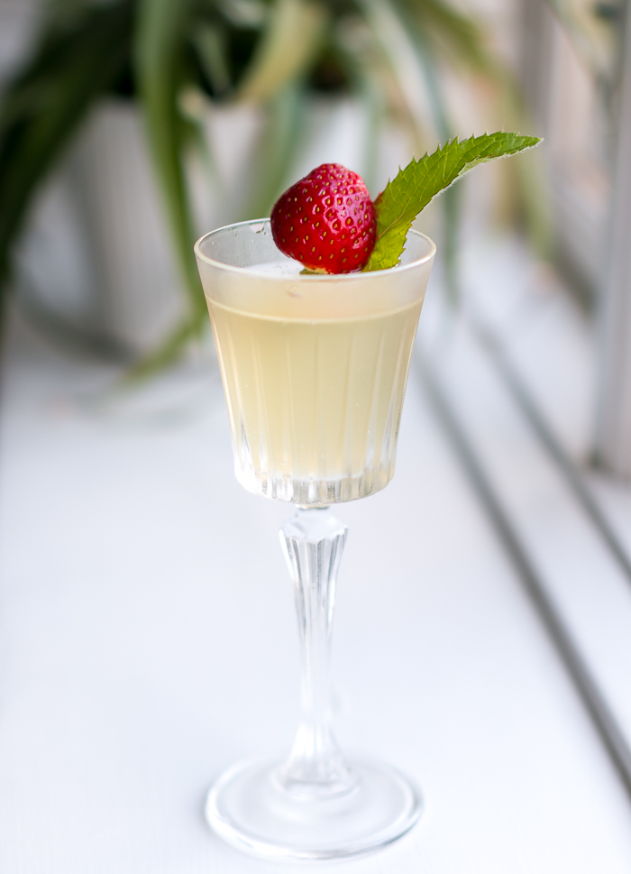 Honey Bubble med Copenhagen Dry Gin. Photo by Michael Sperling.