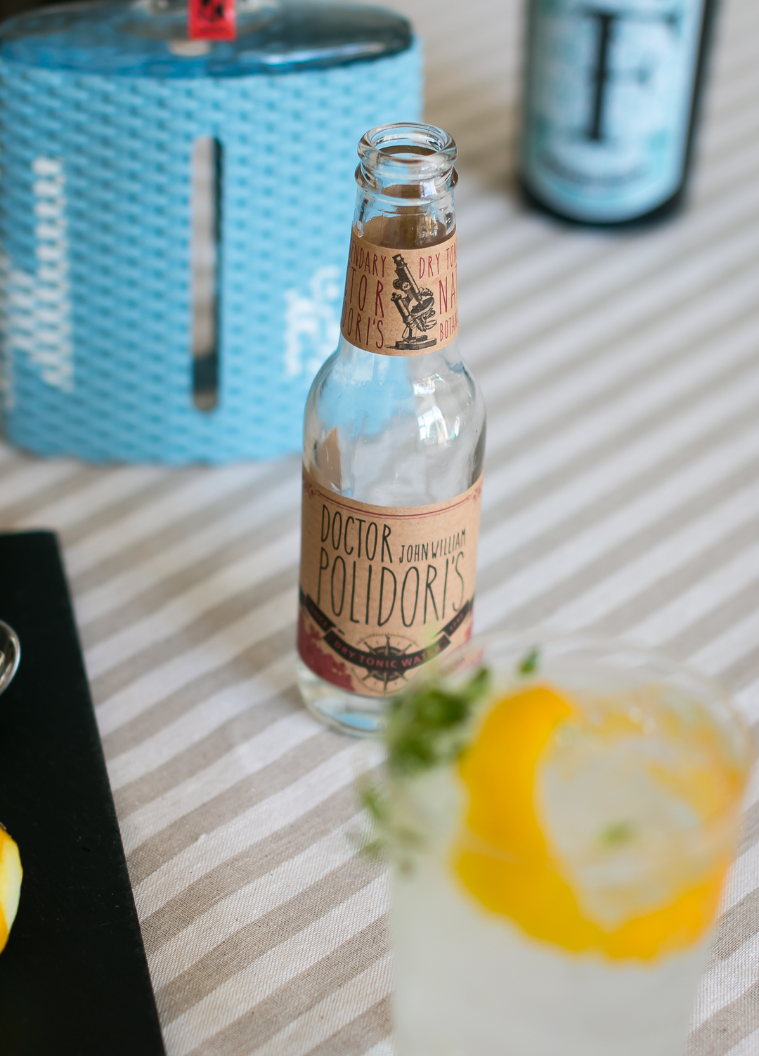 Gin and Tonic med Ferdinand's Saar Dry Gin og Doctor Polidoris Tonic. Photo by Michael Sperling, En Verden af Gin. Gin and Tonic med Ferdinand's Saar Dry Gin og Doctor Polidoris Tonic. Photo by Michael Sperling, En Verden af Gin.