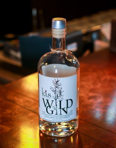 KIS Wild Gin fra Kangaroo Island Spirits. Photo by Michael Sperling.