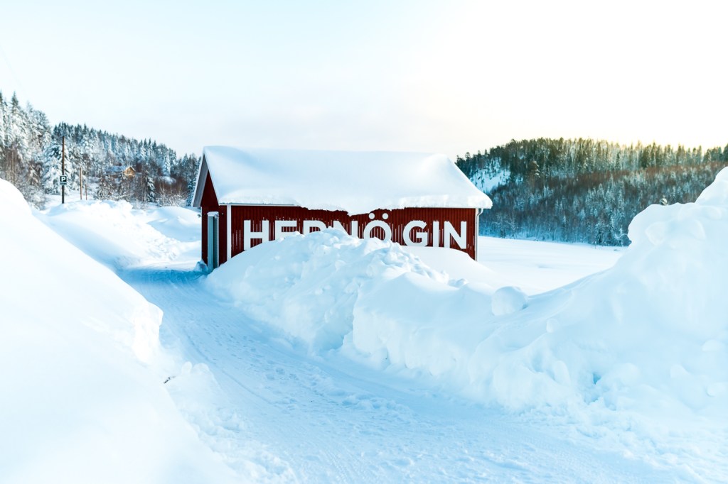 Hernö Distillery by winter. Photo by Michael Sperling.