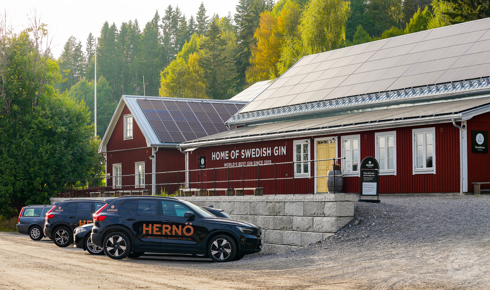 Hernö Gin Distillery i den lille by Dala godt 15 kilometer uden for Härnösand.