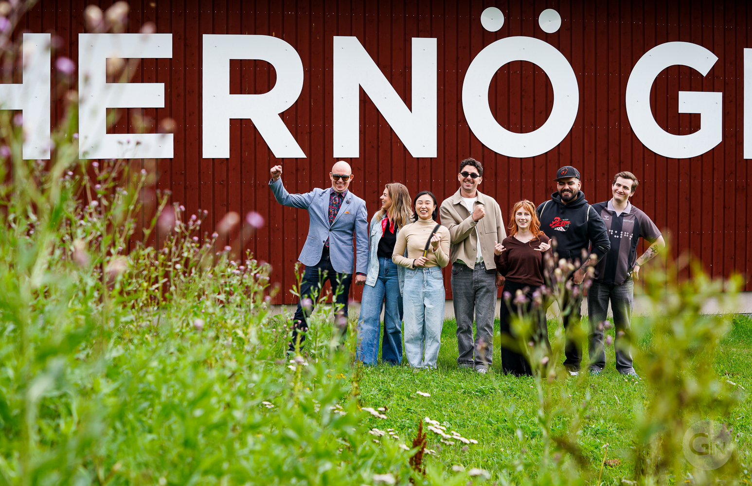 Alle syv deltagere i Hernö Gin Cocktail Awards 2026. Photo by Michael Sperling.
